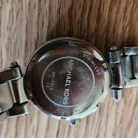 Michael Kors Parker MK5615 Women Analog Multi-Functional Dial Quartz Watch - Picture 9 of 11